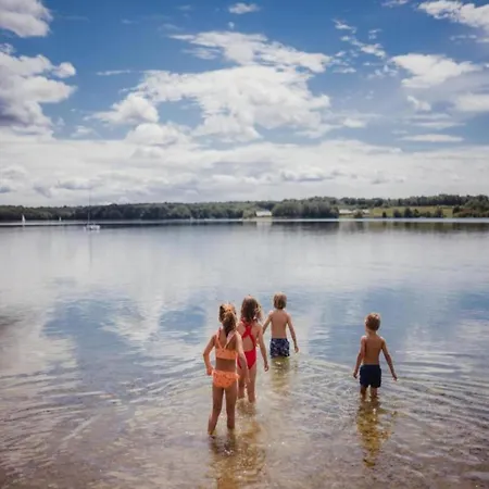 别墅 Serene Luxe Lakeside