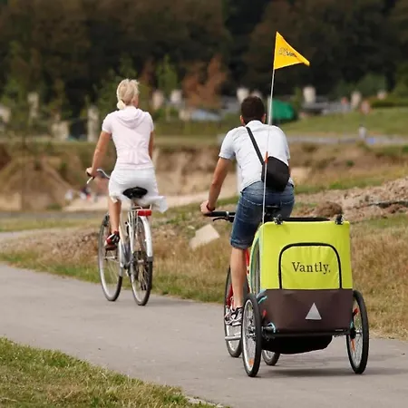 别墅 Serene Luxe Lakeside *