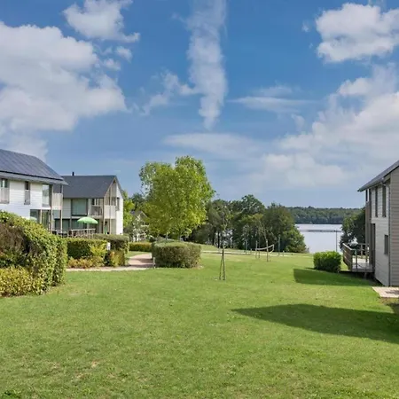 Serene Luxe Lakeside *