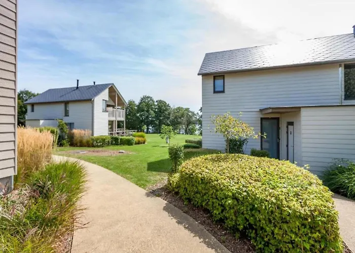 Villa Serene Luxe Lakeside