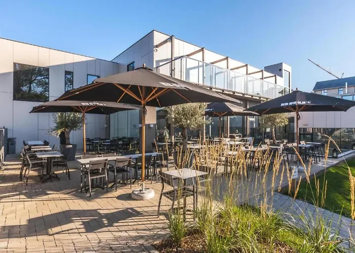 Serene Luxe Lakeside *