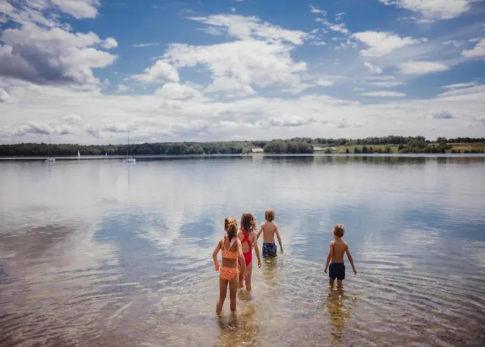 Villa Serene Luxe Lakeside