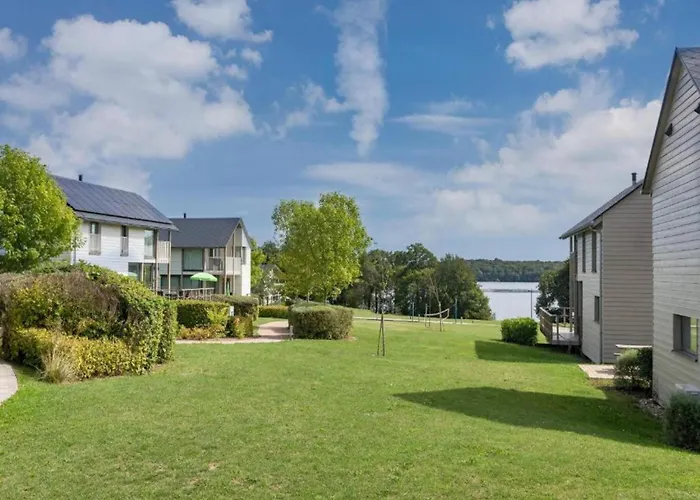 Serene Luxe Lakeside *