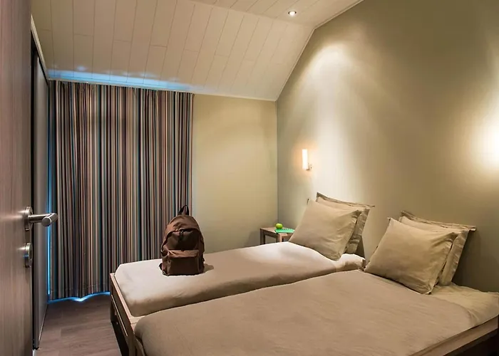 Serene Luxe Lakeside Villa Boussu-lez-Walcourt