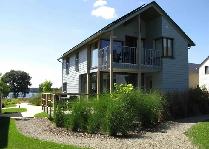 Villa Serene Luxe Lakeside Boussu-lez-Walcourt